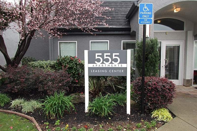 Post and panel signs make great wayfinding signage for apartment complexes.