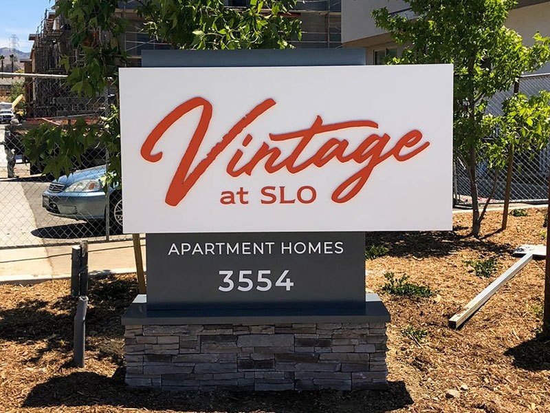 Types of signs, monument sign for Vintage at SLO.