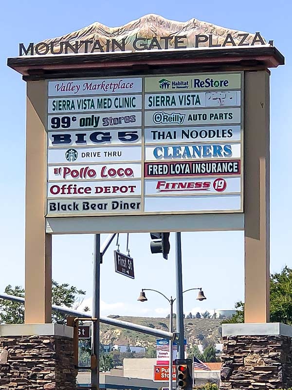 Mountain Gate Plaza multi-tenant pylon sign in Simi Valley, California.